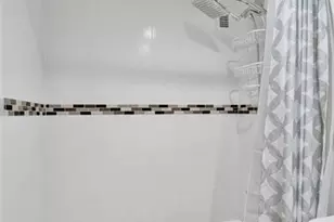 3901 S Ocean Dr, Hollywood, FL 33019 - Photo 16