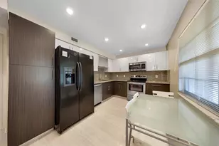 800 Cypress Grove Dr, Pompano Beach, FL 33069 - Photo 22