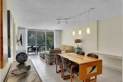 4898 NW 29th Ct, Unit #304, Lauderdale Lakes, FL 33313 - Photo 8