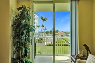 3020 NE 32nd Ave, Fort Lauderdale, FL 33308 - Photo 6