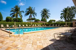 9870 Pecan Tree Dr, Boynton Beach, FL 33436 - Photo 28