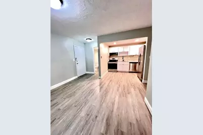 7000 NW 17th St, Unit #109, Plantation, FL 33313 - Photo 8