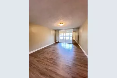 7000 NW 17th St, Unit #109, Plantation, FL 33313 - Photo 10