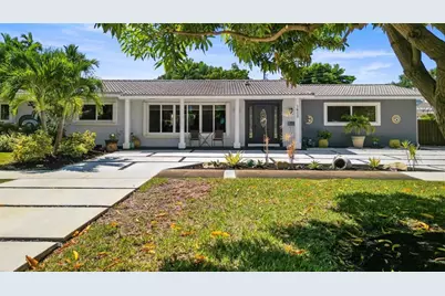 1600  Yale Dr, Hollywood, FL 33021 - Photo 1