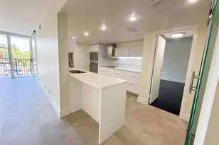 1000 Parkview Dr, Hallandale Beach, FL 33009 - Photo 12