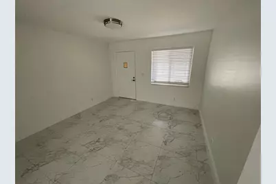 770 NE 38th St, Unit #F, Oakland Park, FL 33334 - Photo 12