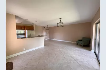 212  Oxford 400, Unit #212, West Palm Beach, FL 33417 - Photo 6