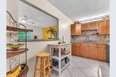 6171 SW 6th St, Margate, FL 33068 - Photo 12