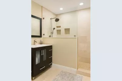 3151 NW 72nd Ave, Margate, FL 33063 - Photo 8