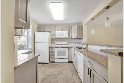 301 SE 3rd St, Unit #110, Dania Beach, FL 33004 - Photo 14