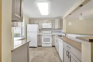 301 SE 3rd St, Dania Beach, FL 33004 - Photo 14