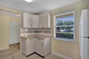 301 SE 3rd St, Dania Beach, FL 33004 - Photo 18