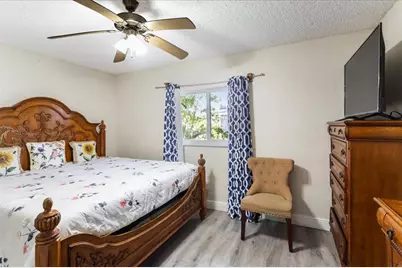 6800 NW 75 Dr, Tamarac, FL 33321 - Photo 12