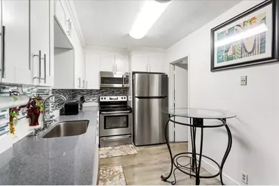 6800 NW 75 Dr, Tamarac, FL 33321 - Photo 8