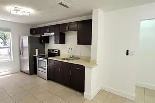 8053 SW 21st Ct, Miramar, FL 33025 - Photo 8