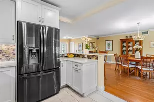 865 NE 5th St, Deerfield Beach, FL 33441 - Photo 16