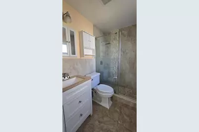 7423  Pine Forest Cir W, Lake Worth, FL 33467 - Photo 10