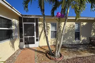 7423 Pine Forest Cir W, Lake Worth, FL 33467 - Photo 2