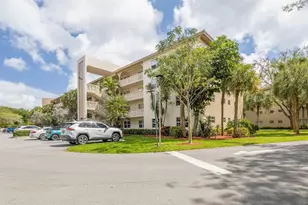 2301 Lucaya Ln, Coconut Creek, FL 33066 - Photo 28