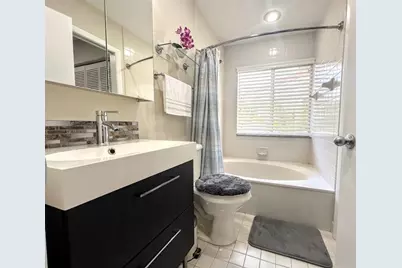 9202 NW 9th Ct, Unit #9202, Plantation, FL 33324 - Photo 4