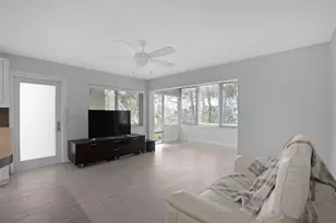1000 SE 4th St, Fort Lauderdale, FL 33301 - Photo 4
