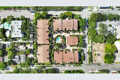 320 NE 7th Ave, Fort Lauderdale, FL 33301 - Photo 24