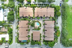 320 NE 7th Ave, Fort Lauderdale, FL 33301 - Photo 28