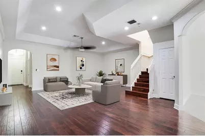 320 NE 7th Ave, Fort Lauderdale, FL 33301 - Photo 2