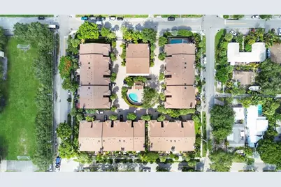 320 NE 7th Ave, Fort Lauderdale, FL 33301 - Photo 26