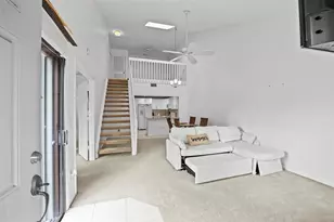 4252 Palm Bay Cir, West Palm Beach, FL 33406 - Photo 4