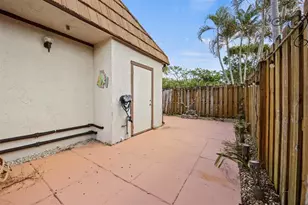 4252 Palm Bay Cir, West Palm Beach, FL 33406 - Photo 34