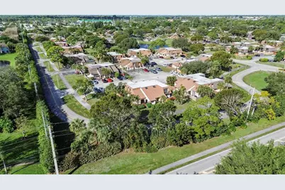 4252  Palm Bay Cir, Unit #D, West Palm Beach, FL 33406 - Photo 40