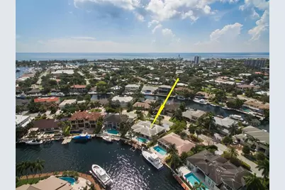 2365 NE 28th St, Lighthouse Point, FL 33064 - Photo 14