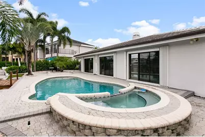 2365 NE 28th St, Lighthouse Point, FL 33064 - Photo 36