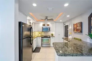 2000 S Ocean Blvd Unit #9 F, Lauderdale by the Sea, FL 33062 - Photo 4