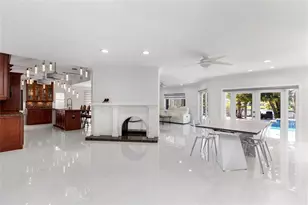 2557 SW 14th Ct, Deerfield Beach, FL 33442 - Photo 10