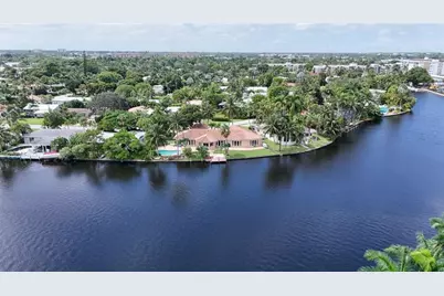 1925  Coral Gardens Dr, Wilton Manors, FL 33306 - Photo 32