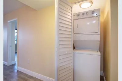 1100  Colony Point Cir, Unit #105, Pembroke Pines, FL 33026 - Photo 10