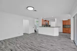 8500 NW 57th Dr, Coral Springs, FL 33067 - Photo 16