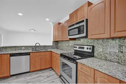 8500 NW 57th Dr, Coral Springs, FL 33067 - Photo 26