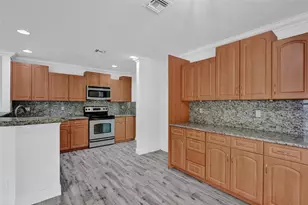 8500 NW 57th Dr, Coral Springs, FL 33067 - Photo 18