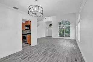 8500 NW 57th Dr, Coral Springs, FL 33067 - Photo 10