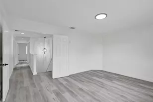 8500 NW 57th Dr, Coral Springs, FL 33067 - Photo 38