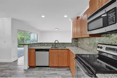 8500 NW 57th Dr, Coral Springs, FL 33067 - Photo 28