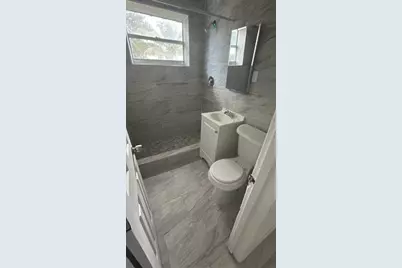 2522  McKinley St, Hollywood, FL 33020 - Photo 4