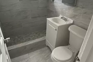 2522 McKinley St, Hollywood, FL 33020 - Photo 4