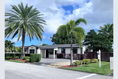 1425 S 25th Ave, Hollywood, FL 33020 - Photo 2