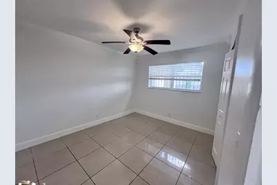 1425 S 25th Ave, Hollywood, FL 33020 - Photo 12