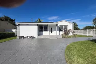 2503 Wiley St, Hollywood, FL 33020 - Photo 2