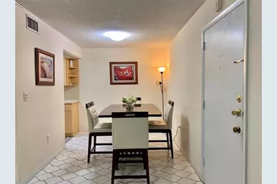 7231  Miami Lakes Dr, Unit #C5, Miami Lakes, FL 33014 - Photo 4